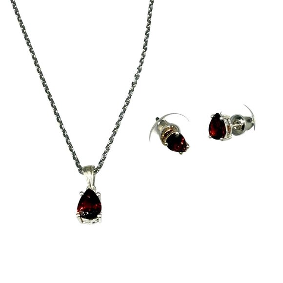 New STS 925 Sterling Silver Red Garnet Teardrop Pendant Necklace Stud Earrings - Picture 3 of 10